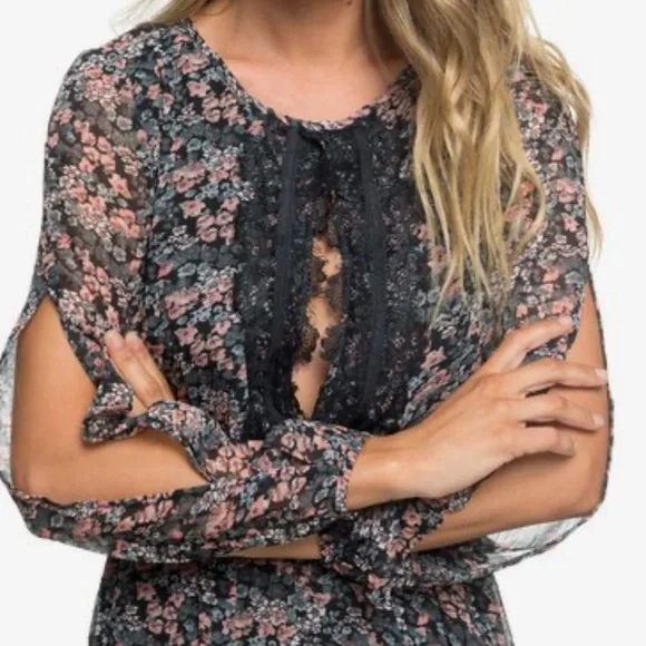 ROXY Chiffon Long Sleeve Dress - Picture 2 of 10